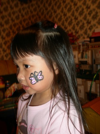Kasen with butterfly face painting